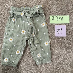 Infant Green Baby Pants with Daisy Print, 0-3m